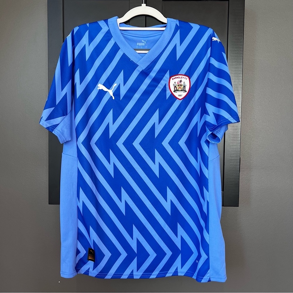 PUMA Goalkeeper Soccer Jersey L Barnsley FC Blue DryCELL NWT - Picture 13 of 17
